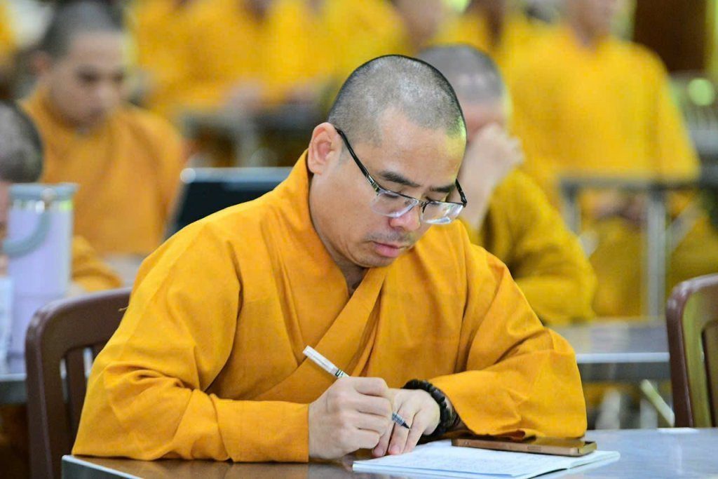 HT. VIÊN MINH: NHẬN THỨC ĐÚNG LÀ NỀN TẢNG CỦA ĐỜI SỐNG TU HỌC