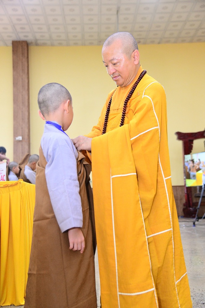 KHAI MẠC KHÓA TU XUẤT GIA BÁO HIẾU LẦN 5: PHÁT TÂM XUẤT TRẦN, HƯỚNG VỀ CỘI NGUỒN HIẾU ĐẠO 