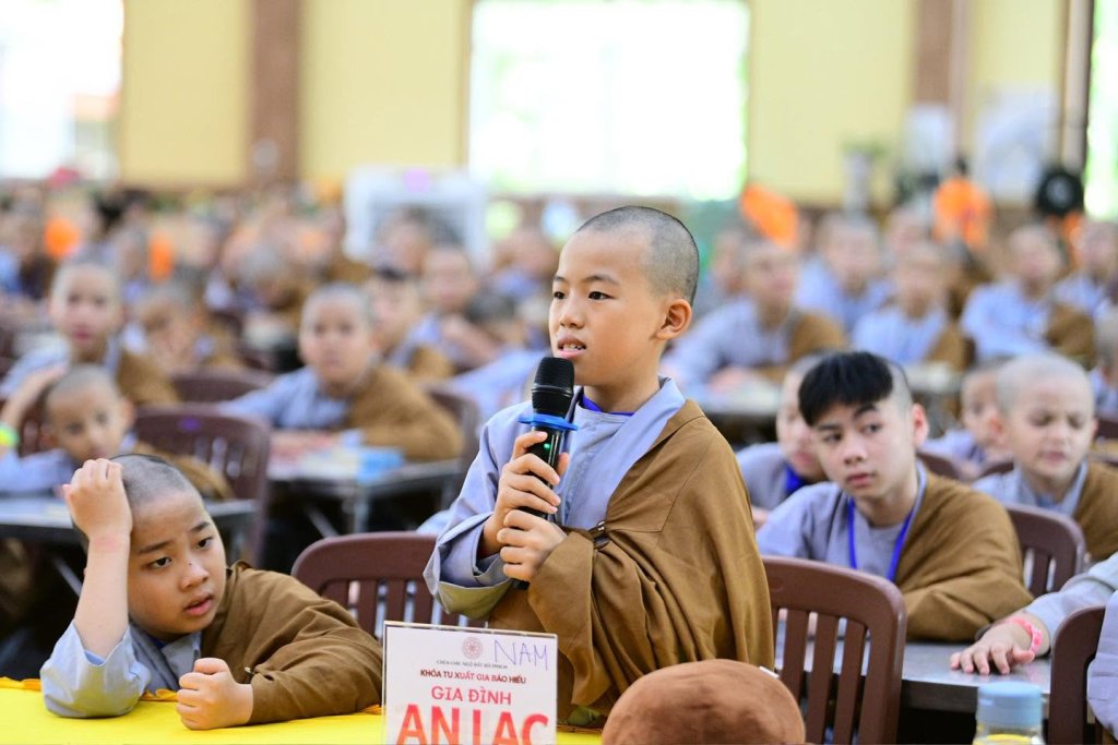 MƯỜI ĐIỀU ĐẠO ĐỨC PHẬT DẠY – HÀNH TRANG QUÝ CỦA TUỔI THƠ