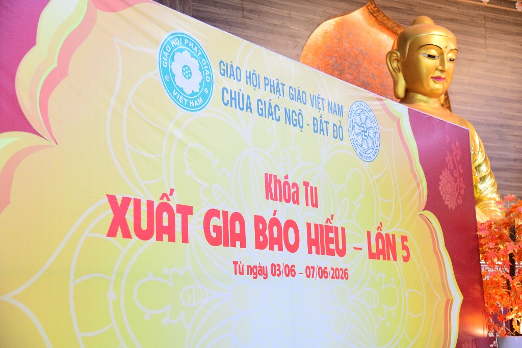 KHAI MẠC KHÓA TU XUẤT GIA BÁO HIẾU LẦN 5: PHÁT TÂM XUẤT TRẦN, HƯỚNG VỀ CỘI NGUỒN HIẾU ĐẠO 