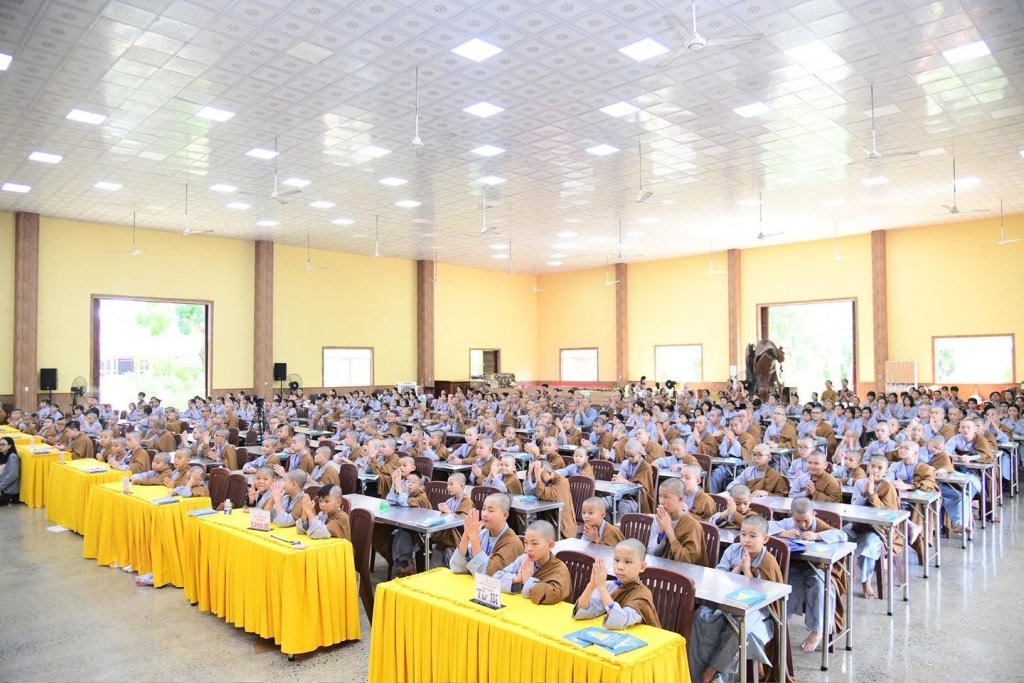 ĐỪNG ĐỢI NGÀY MAI MỚI BÁO HIẾU – NHẮC NHỚ ĐẠO HIẾU GIỮA DÒNG ĐỜI VÔ THƯỜNG
