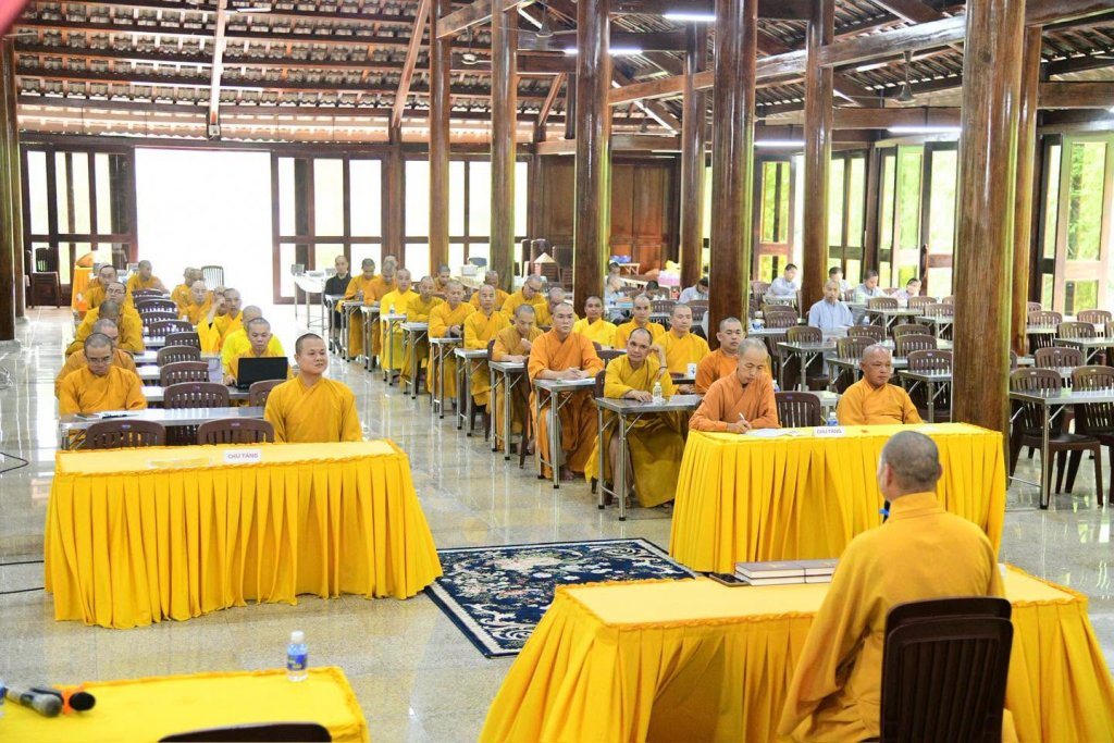 GIÁC NGỘ – HÀNH TRÌNH CHUYỂN HÓA TỪ VÔ MINH ĐẾN TỈNH THỨC