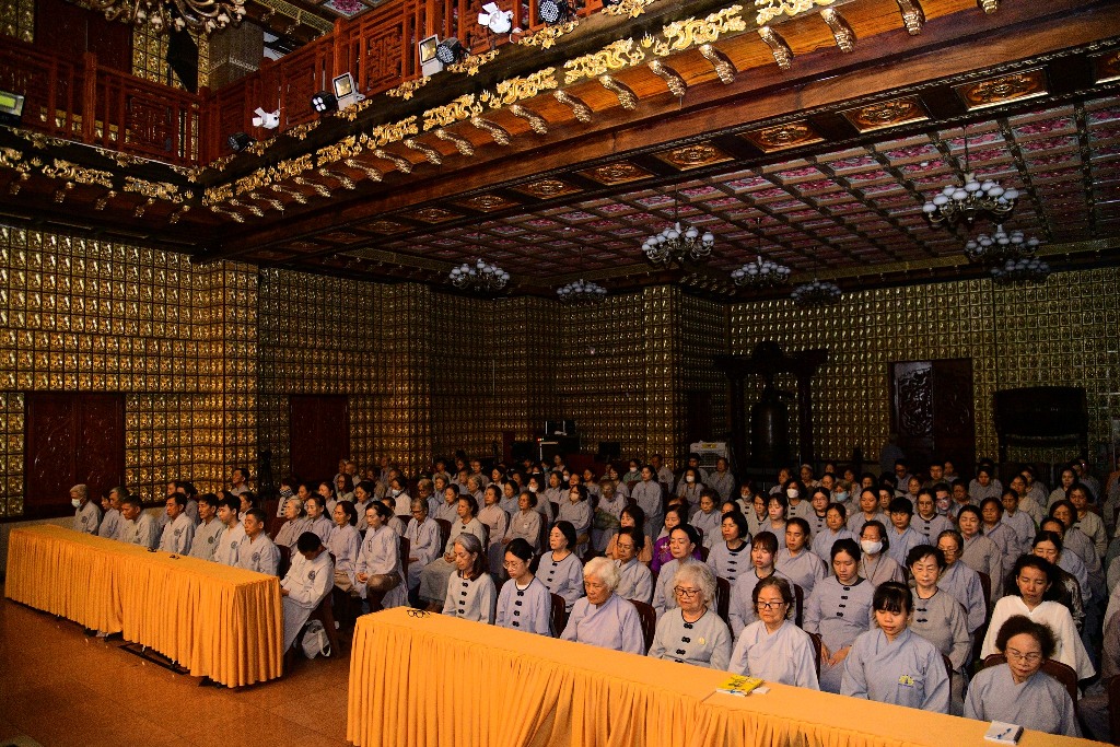 LAN TỎA THÔNG ĐIỆP HÒA BÌNH VÀ PHÁT TRIỂN BỀN VỮNG TỪ TUYÊN NGÔN VÔ TÍCH NHÂN MÙA PHẬT ĐẢN