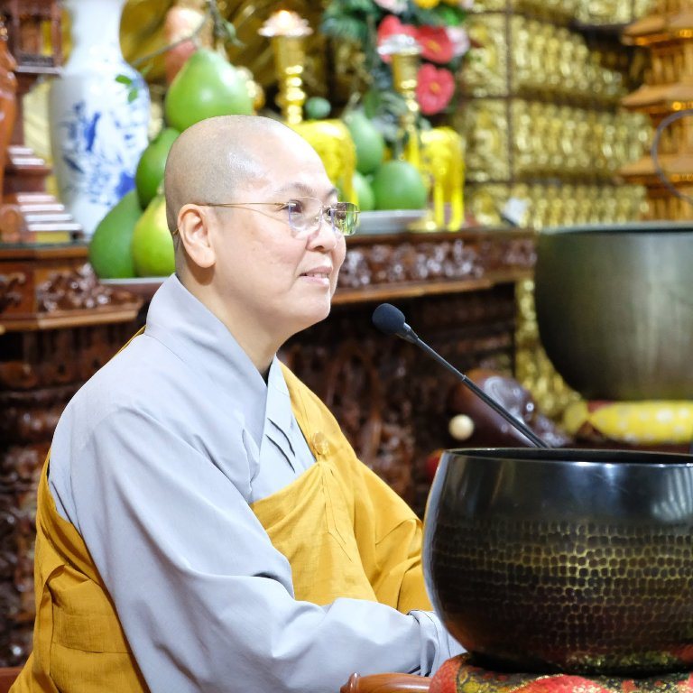 Lắng Đọng Thời Pháp Thoại "Vượt Qua Nỗi Sợ Hãi" Chuyển Hóa Khổ Đau Qua Lời Giảng Về Sự Buông Xả Của Ni Sư Thích Nữ Diệu Hiếu Tại Khóa Tu Ngày An Lạc Chùa Giác Ngộ