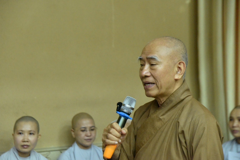TT. THÍCH NHẬT TỪ CHIA SẺ VỀ VẬN DỤNG AI TRONG PHIÊN DỊCH KINH PHẬT TRONG KỶ NGUYÊN SỐ