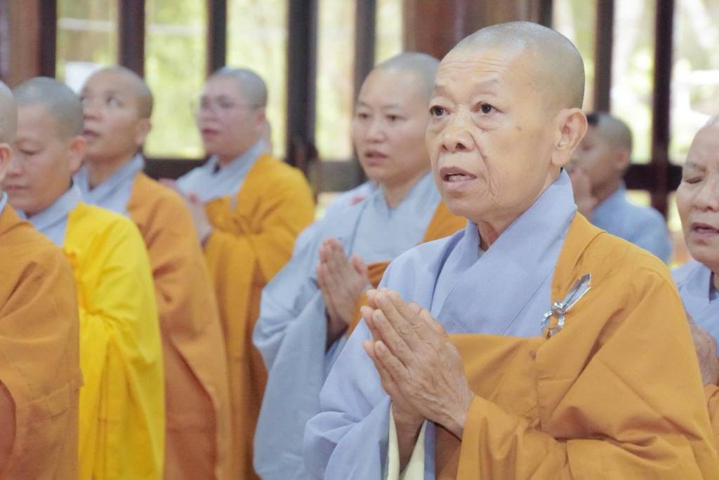 TRANG NGHIÊM LỄ TÁC PHÁP AN CƯ KIẾT HẠ TẠI MÙA ĐẦU TIÊN HẠ TRƯỜNG CHÙA GIÁC NGỘ ĐẤT ĐỎ