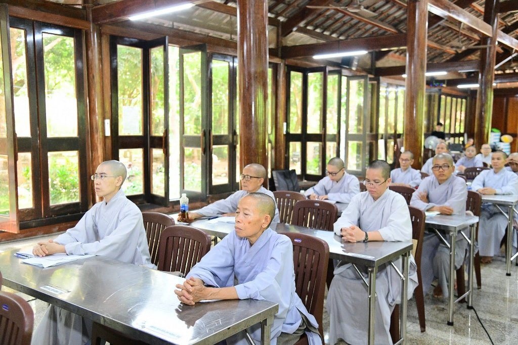 TT. THÍCH GIÁC HOÀNG: SỰ CĂN BẰNG GIỮA PHÁP HỌC VÀ PHÁP HÀNH