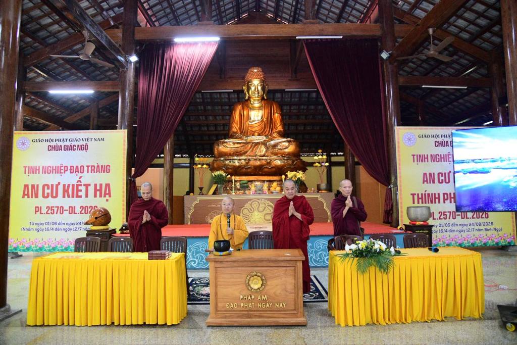 THỰC TẬP THIỀN QUÁN, BỒI ĐẮP BA-LA-MẬT TRONG MÙA AN CƯ