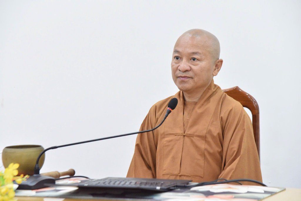 TT. THÍCH NHẬT TỪ: KIẾN LẬP ĐẠO TRÀNG ĐÚNG CHÁNH PHÁP ĐỂ PHỤNG SỰ NHÂN SINH 