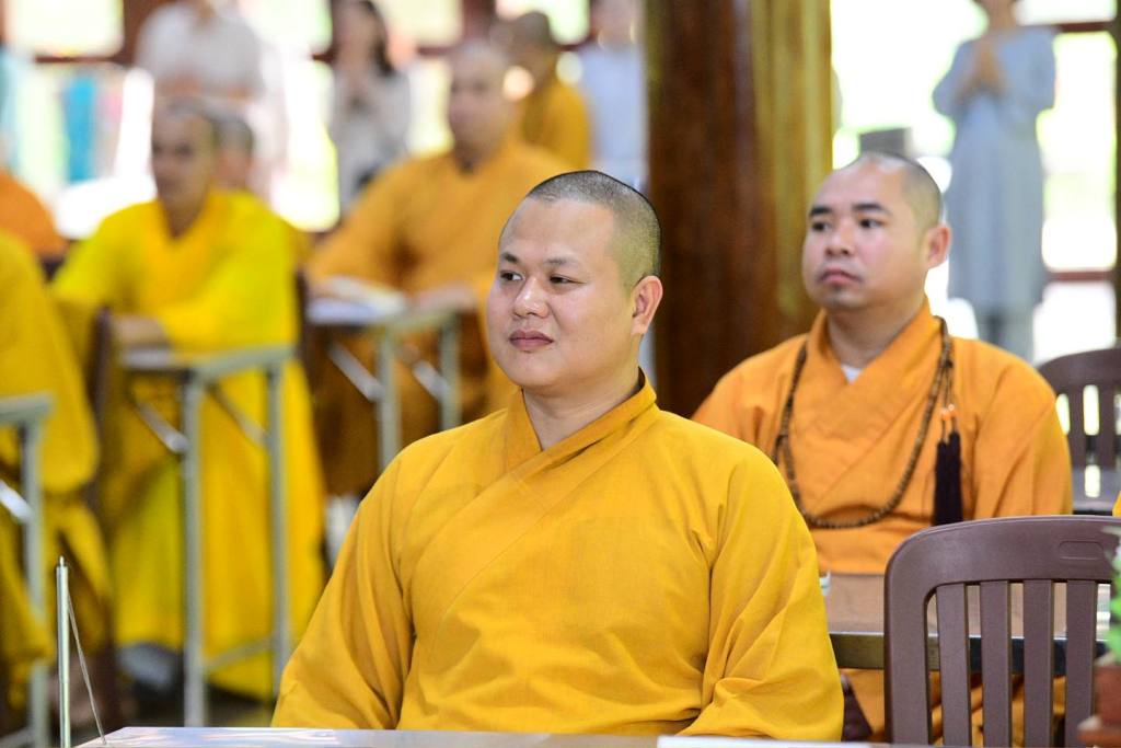 ỨNG DỤNG PHẬT PHÁP GIỮA ĐỜI THƯỜNG TỪ BA CHẤT LIỆU TỈNH THỨC: CHÁNH NIỆM, TỪ BI VÀ TRÍ TUỆ