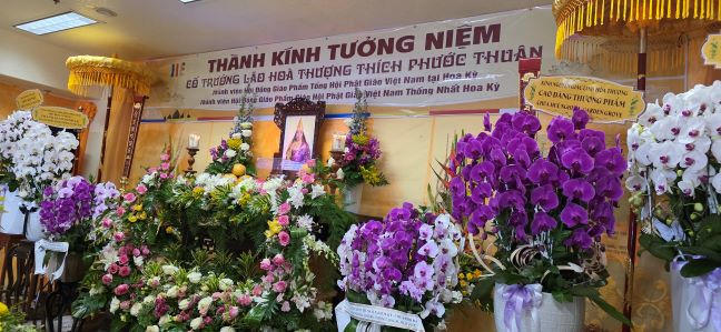 THÀNH KÍNH PHÂN ƯU