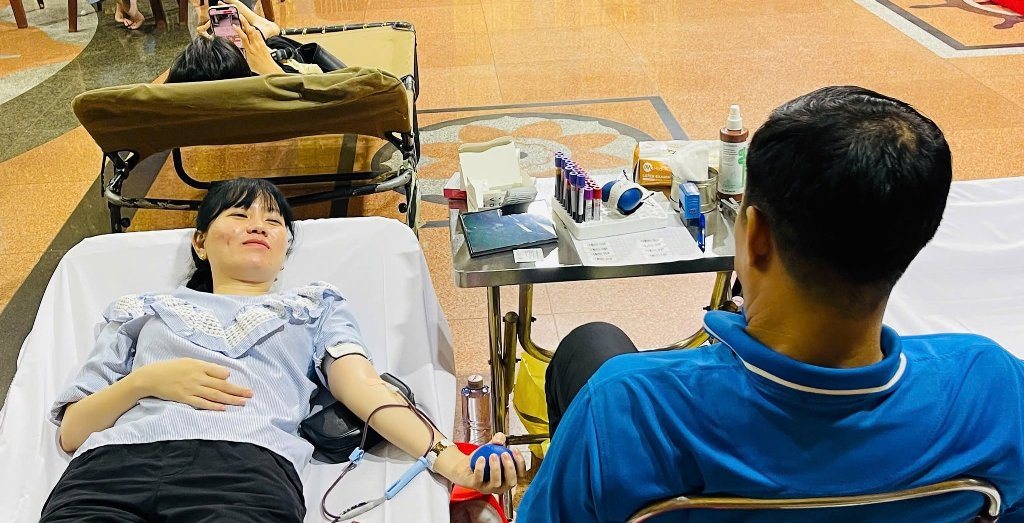 LAN TỎA THÔNG ĐIỆP “MỖI GIỌT MÁU CHO ĐI, MỘT CUỘC ĐỜI Ở LẠI”: CHÙA GIÁC NGỘ TỔ CHỨC KỲ HIẾN MÁU NHÂN ĐẠO LẦN THỨ 134