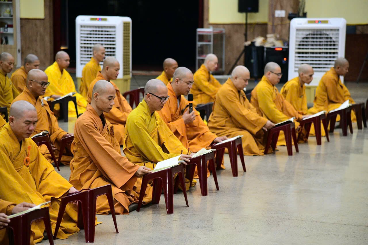 TRANG NGHIÊM LỄ BỐ-TÁT TẠI TRƯỜNG HẠ CHÙA GIÁC NGỘ – XÃ ĐẤT ĐỎ