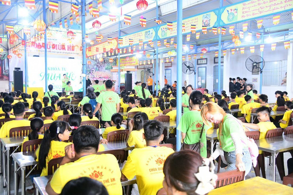 RỘN RÀNG CÔNG TÁC CHUẨN BỊ KHÓA TU MÙA HÈ “SỐNG TRỌN CHỮ HIẾU” LẦN IV TẠI CHÙA QUAN THẾ ÂM