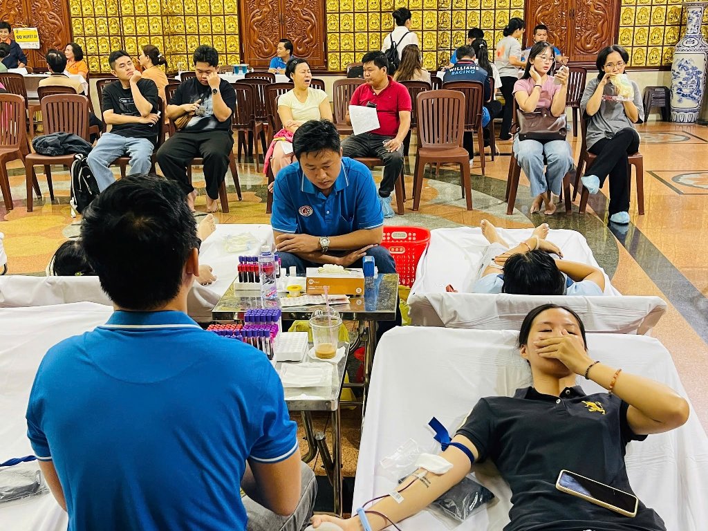 LAN TỎA THÔNG ĐIỆP “MỖI GIỌT MÁU CHO ĐI, MỘT CUỘC ĐỜI Ở LẠI”: CHÙA GIÁC NGỘ TỔ CHỨC KỲ HIẾN MÁU NHÂN ĐẠO LẦN THỨ 134
