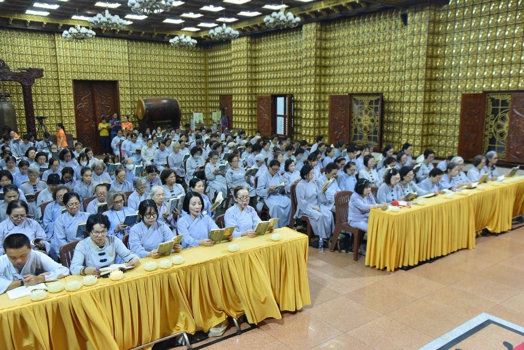 CHÙA GIÁC NGỘ TRANG NGHIÊM TƯỞNG NIỆM NGÀY ĐỨC PHẬT CHUYỂN PHÁP LUÂN