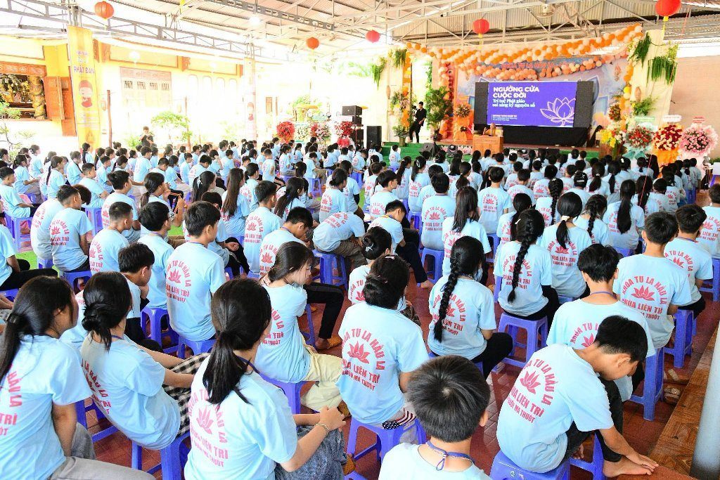 TRANG BỊ NỘI LỰC CHO TUỔI TRẺ TRONG KỶ NGUYÊN SỐ 