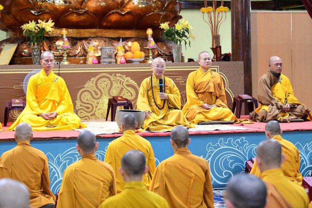 THIỀN TỌA – THỜI KHÓA KHÔNG THỂ THIẾU TRONG MÙA AN CƯ KIẾT HẠ