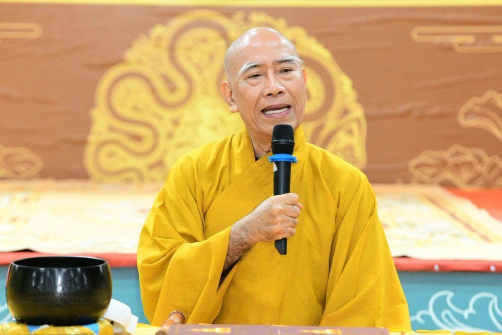 HT. THÍCH TÂM ĐỨC: TRAU DỒI GIỚI – ĐỊNH – TUỆ ĐỂ TĂNG TRƯỞNG ĐẠO LỰC TRONG MÙA AN CƯ