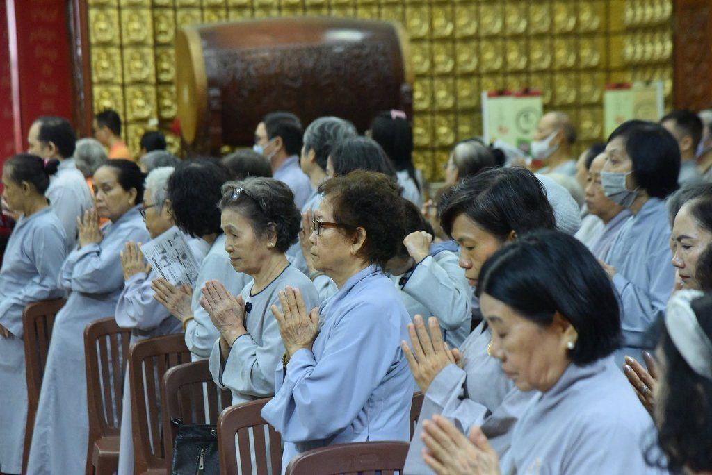 KHÓA TU NGÀY AN LẠC TẠI CHÙA GIÁC NGỘ – TỪ XÂY DỰNG ĐẠO TRÀNG KIÊN CỐ ĐẾN THẤU HIỂU TỬ SINH