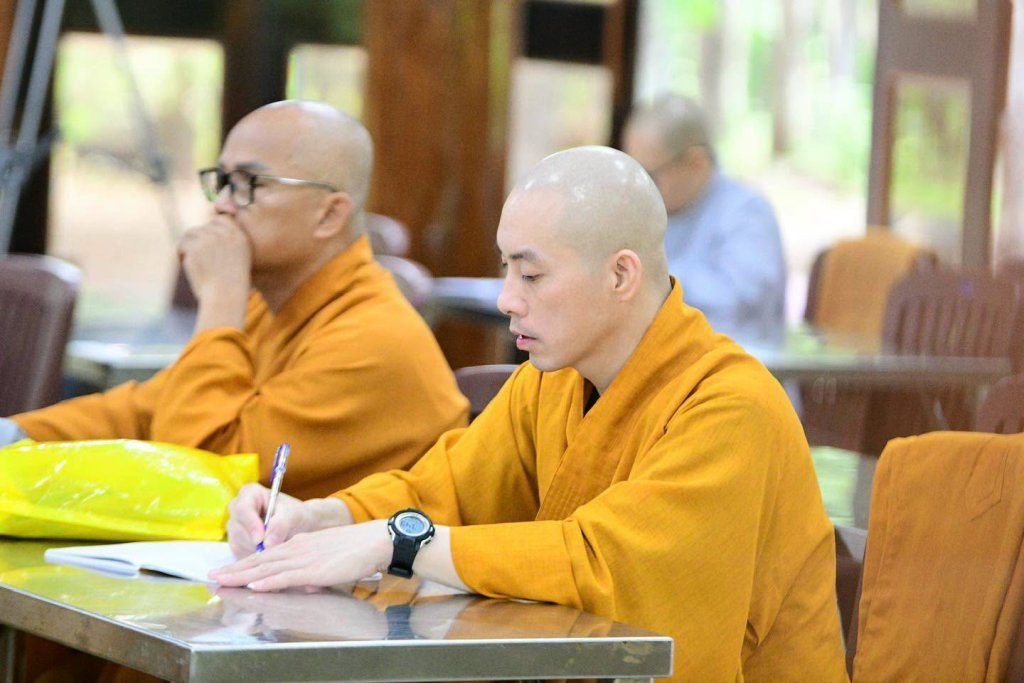 CHÁNH NIỆM TRONG TỪNG HÀNH ĐỘNG
