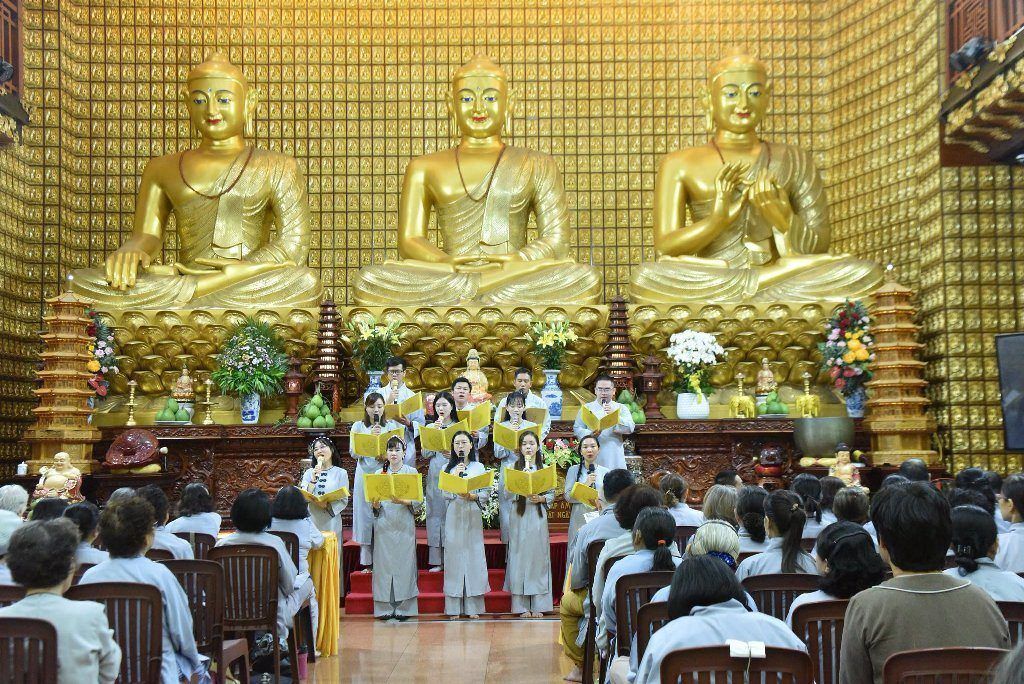 KHÓA TU NGÀY AN LẠC TẠI CHÙA GIÁC NGỘ – TỪ XÂY DỰNG ĐẠO TRÀNG KIÊN CỐ ĐẾN THẤU HIỂU TỬ SINH
