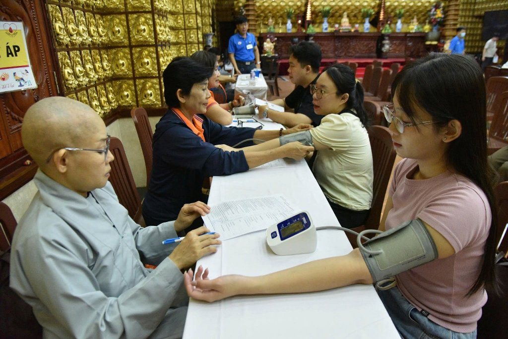 LAN TỎA THÔNG ĐIỆP “MỖI GIỌT MÁU CHO ĐI, MỘT CUỘC ĐỜI Ở LẠI”: CHÙA GIÁC NGỘ TỔ CHỨC KỲ HIẾN MÁU NHÂN ĐẠO LẦN THỨ 134