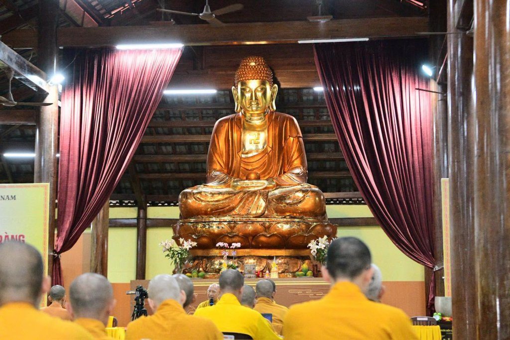 HT. THÍCH TÂM ĐỨC: TRAU DỒI GIỚI – ĐỊNH – TUỆ ĐỂ TĂNG TRƯỞNG ĐẠO LỰC TRONG MÙA AN CƯ