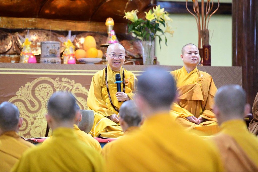 THIỀN TỌA – THỜI KHÓA KHÔNG THỂ THIẾU TRONG MÙA AN CƯ KIẾT HẠ