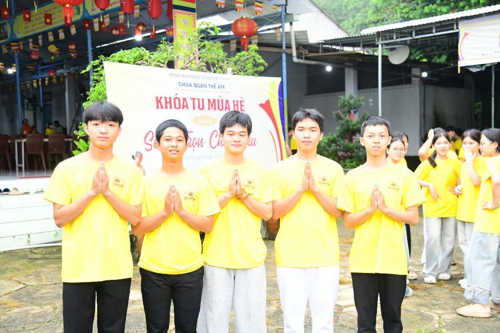 RỘN RÀNG CÔNG TÁC CHUẨN BỊ KHÓA TU MÙA HÈ “SỐNG TRỌN CHỮ HIẾU” LẦN IV TẠI CHÙA QUAN THẾ ÂM