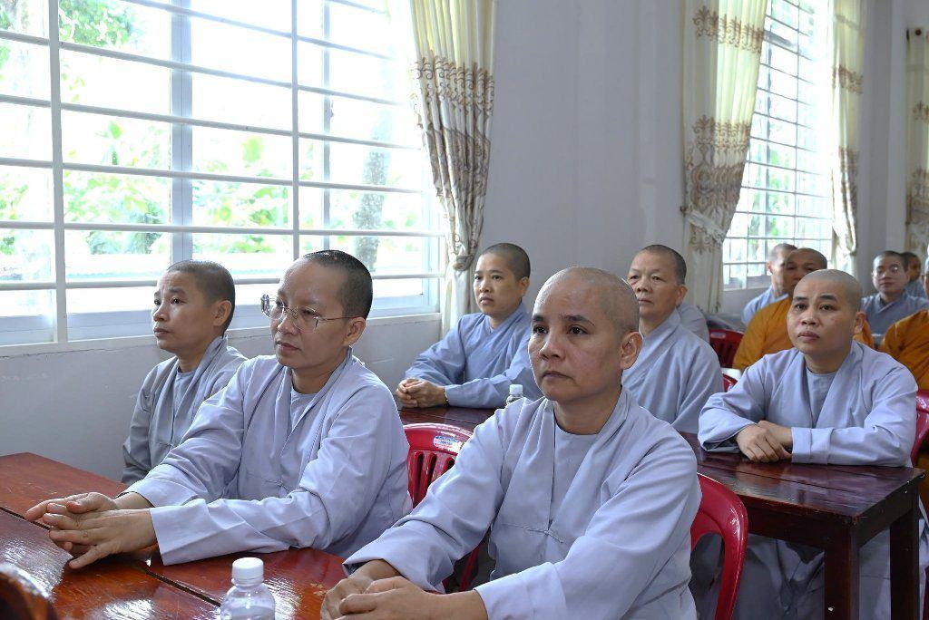 “LÝ TƯỞNG XUẤT TRẦN” – NUÔI DƯỠNG CHÍ NGUYỆN, VỮNG BƯỚC ĐƯỜNG TU