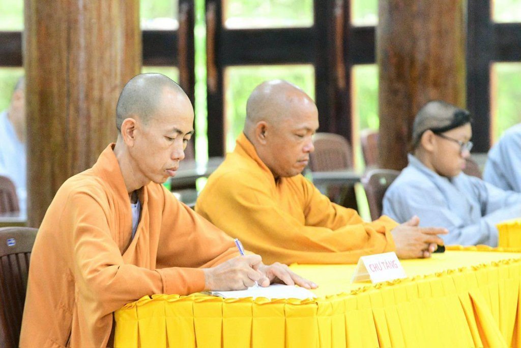 HT. THÍCH TÂM ĐỨC: TRAU DỒI GIỚI – ĐỊNH – TUỆ ĐỂ TĂNG TRƯỞNG ĐẠO LỰC TRONG MÙA AN CƯ