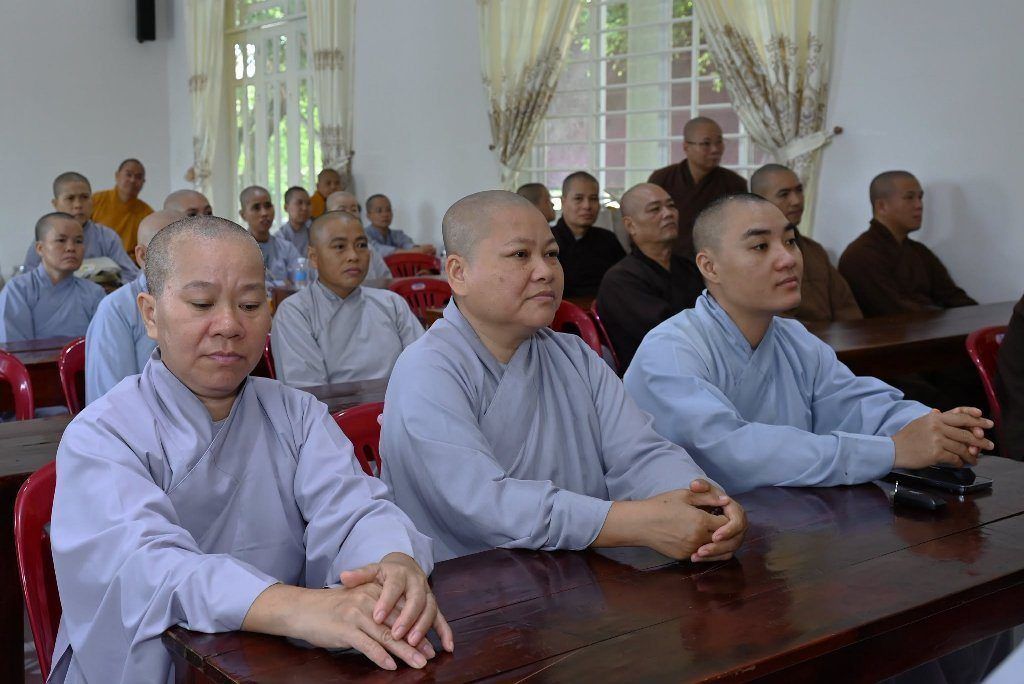“LÝ TƯỞNG XUẤT TRẦN” – NUÔI DƯỠNG CHÍ NGUYỆN, VỮNG BƯỚC ĐƯỜNG TU
