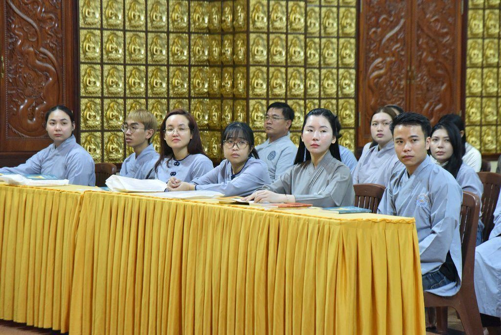 Lễ Quy Y Tam Bảo Tại Chùa Giác Ngộ: Bước Ngoặt Tâm Linh Và Lời Dặn Dò Từ Xa Của Thượng Tọa Thích Nhật Từ