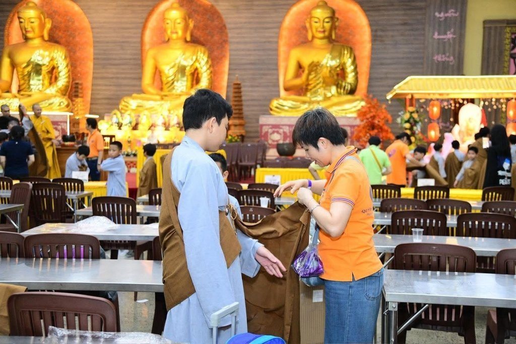 Hơn 300 khóa sinh đã chính thức trở về Chùa Giác Ngộ Đất Đỏ để tham dự Khóa Tu Xuất Gia Báo Hiếu lần thứ 5