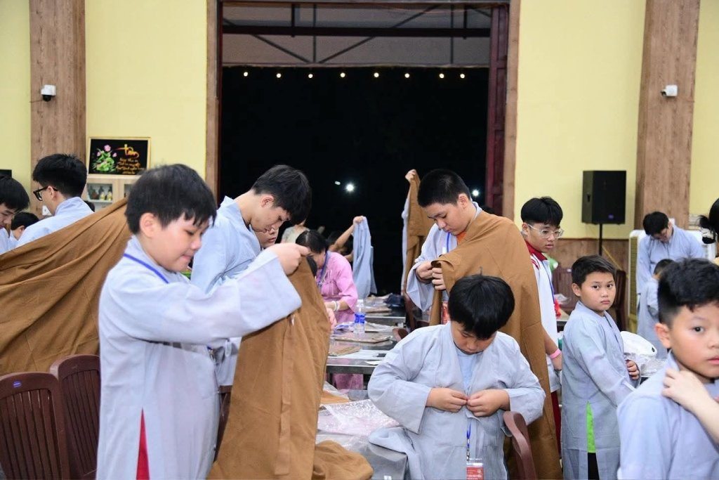 Hơn 300 khóa sinh đã chính thức trở về Chùa Giác Ngộ Đất Đỏ để tham dự Khóa Tu Xuất Gia Báo Hiếu lần thứ 5