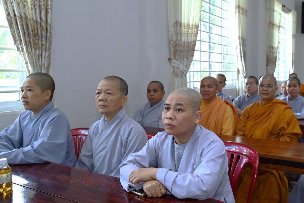 “LÝ TƯỞNG XUẤT TRẦN” – NUÔI DƯỠNG CHÍ NGUYỆN, VỮNG BƯỚC ĐƯỜNG TU