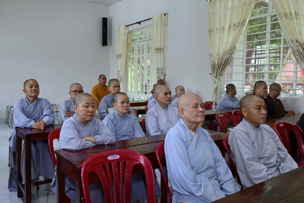 “LÝ TƯỞNG XUẤT TRẦN” – NUÔI DƯỠNG CHÍ NGUYỆN, VỮNG BƯỚC ĐƯỜNG TU