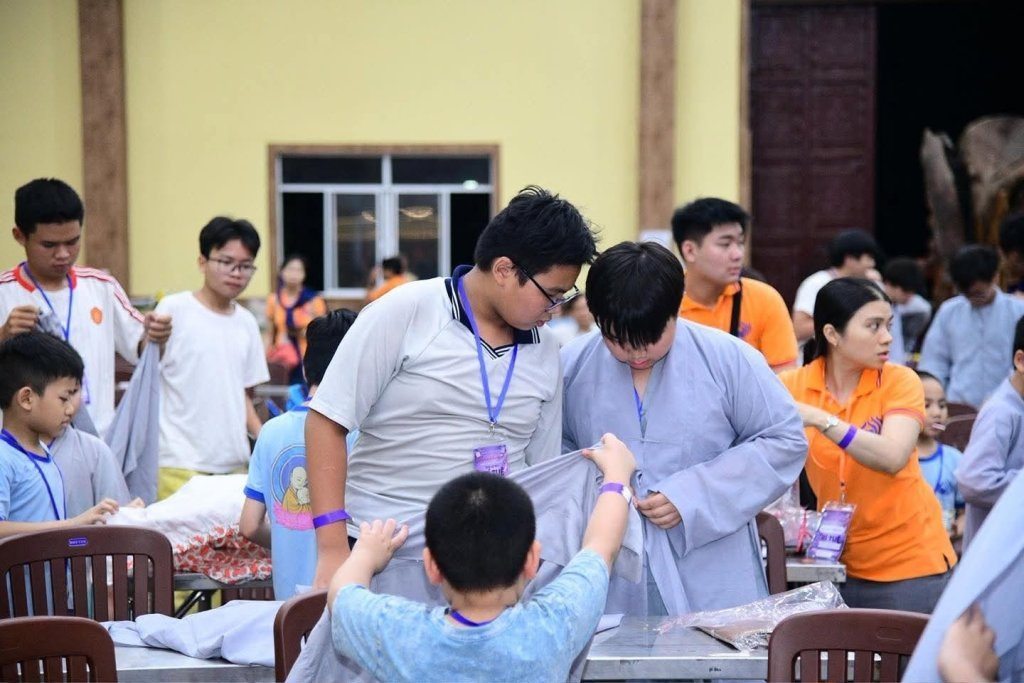 Hơn 300 khóa sinh đã chính thức trở về Chùa Giác Ngộ Đất Đỏ để tham dự Khóa Tu Xuất Gia Báo Hiếu lần thứ 5