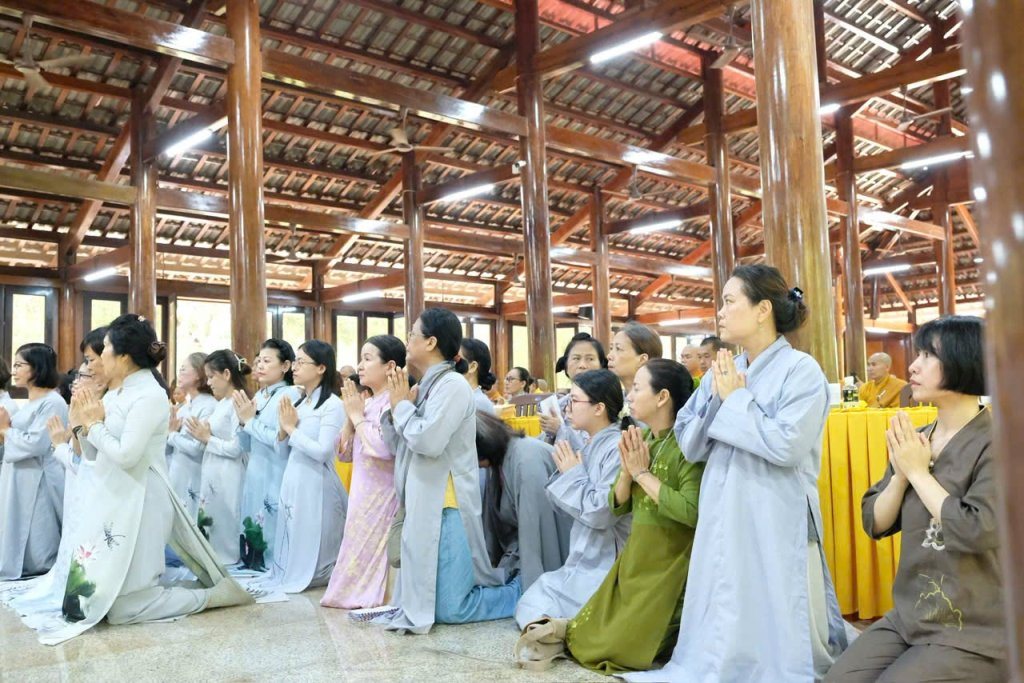ĐẠO TRÀNG ĐẠO PHẬT NGÀY NAY CÚNG DƯỜNG TRƯỜNG HẠ CHÙA GIÁC NGỘ - ĐẤT ĐỎ (TP.HCM)