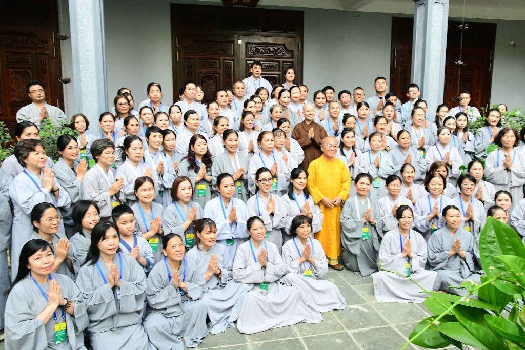 “NGÀY PHẬT CHUYỂN PHÁP LUÂN” – TỪ BÁNH XE CHÁNH PHÁP ĐẾN TRÁCH NHIỆM HOẰNG PHÁP HÔM NAY