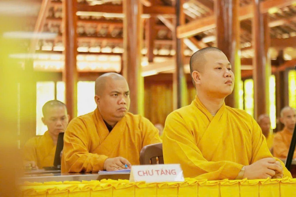 ĐỜI SỐNG XUẤT GIA TU HỌC TRONG MƯỜI HAI PHẦN GIÁO CỦA ĐỨC PHẬT
