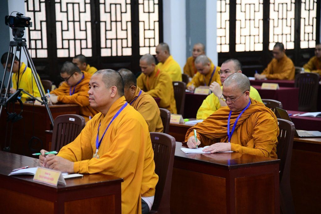 HẠNH NGUYỆN PHỤC VỤ – CON ĐƯỜNG DẤN THÂN BẰNG TÂM VÔ NGÃ VÀ TRÍ TUỆ