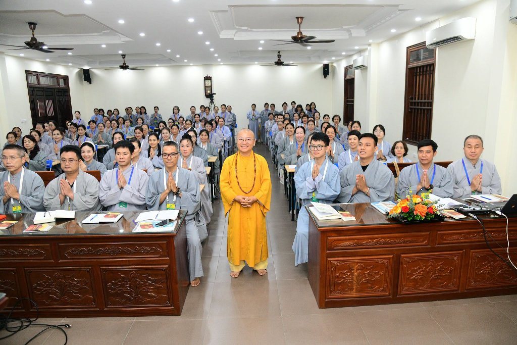 “NGÀY PHẬT CHUYỂN PHÁP LUÂN” – TỪ BÁNH XE CHÁNH PHÁP ĐẾN TRÁCH NHIỆM HOẰNG PHÁP HÔM NAY