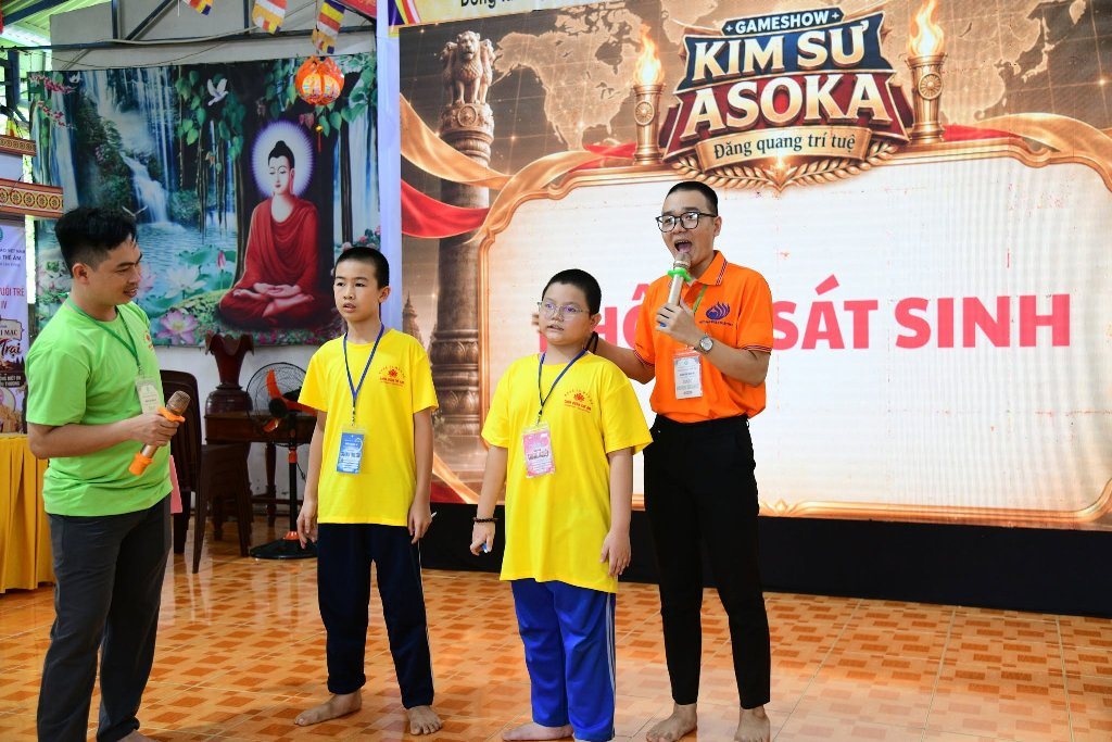 Sôi nổi Gameshow "Kim Sư Asoka" tại Khóa tu mùa hè Chùa Quan Thế Âm