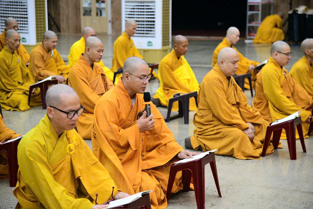 TRANG NGHIÊM LỄ BỐ-TÁT TẠI TRƯỜNG HẠ CHÙA GIÁC NGỘ – XÃ ĐẤT ĐỎ