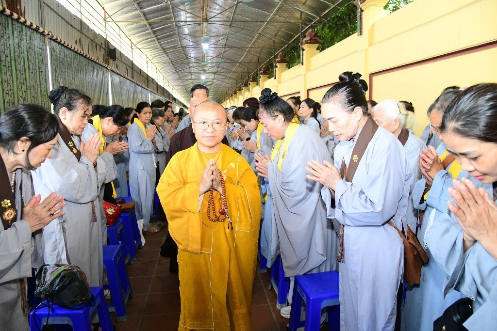TT. THÍCH NHẬT TỪ CHIA SẺ NGHỆ THUẬT CHUYỂN HÓA KHỔ ĐAU VÀ NUÔI DƯỠNG TÂM AN NHIÊN TẠI CHÙA BẰNG (HÀ NỘI)