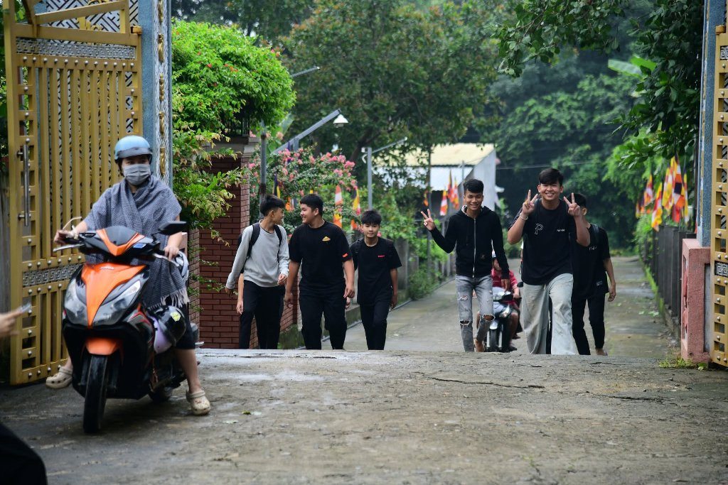 RỘN RÀNG CÔNG TÁC CHUẨN BỊ KHÓA TU MÙA HÈ “SỐNG TRỌN CHỮ HIẾU” LẦN IV TẠI CHÙA QUAN THẾ ÂM