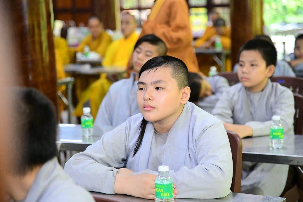 SỰ DỊ BIỆT TẠO NÊN SỰ PHÁT TRIỂN LỚN MẠNH CỦA PHẬT GIÁO 