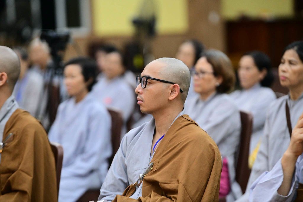 GỠ RỐI BĂN KHOĂN - MỞ RA GÓC NHÌN MỚI VỚI BUỔI VẤN ĐÁP CÙNG TT. THÍCH NHẬT TỪ